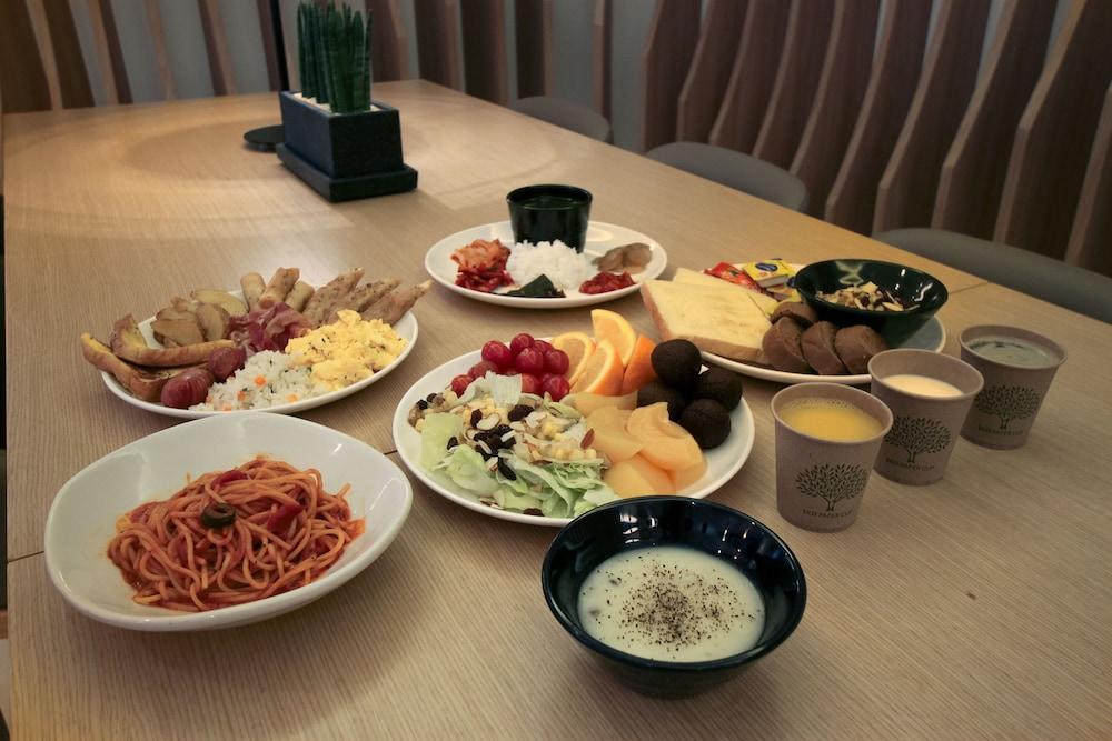 Hotel Foret Premier Haeundae Busan Bagian luar foto