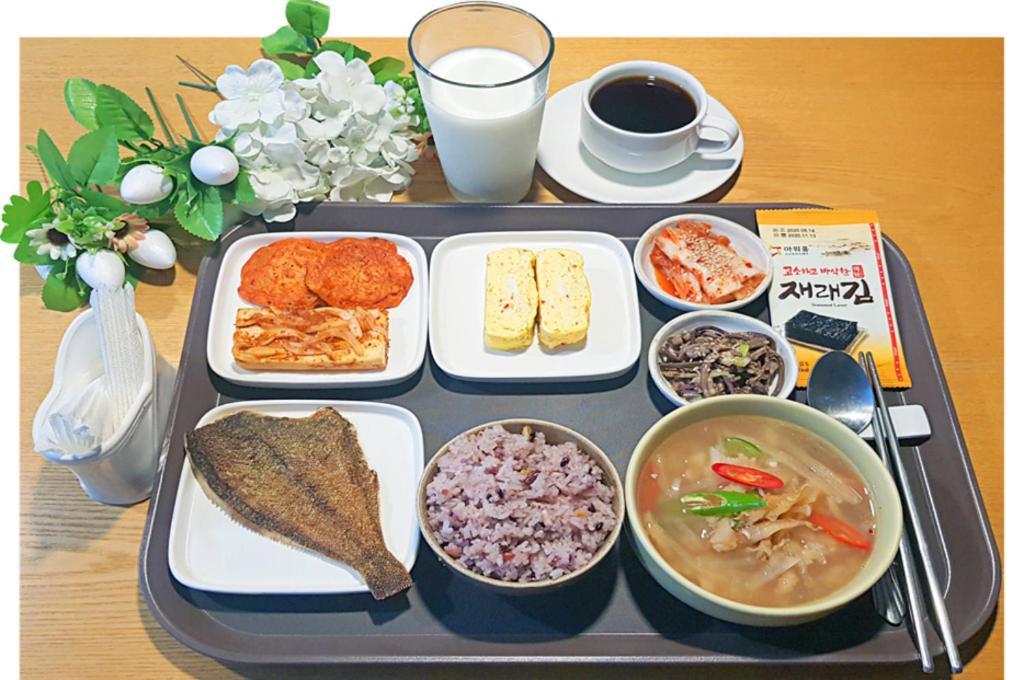 Hotel Foret Premier Haeundae Busan Bagian luar foto
