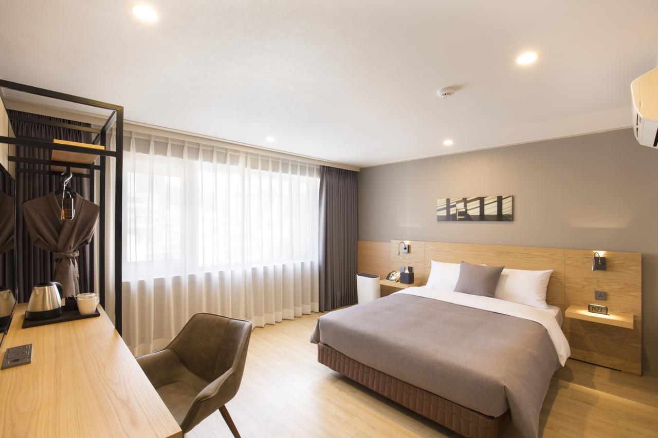 Hotel Foret Premier Haeundae Busan Bagian luar foto