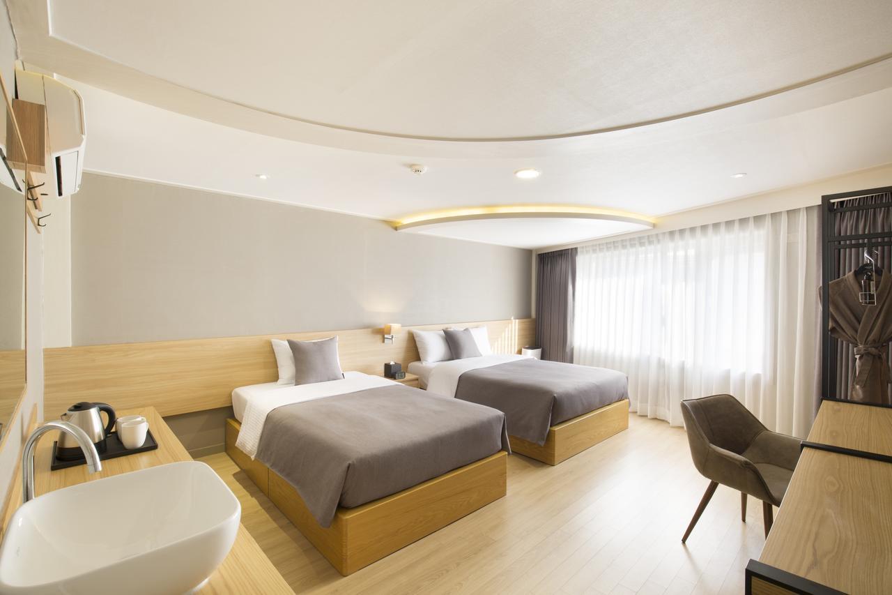 Hotel Foret Premier Haeundae Busan Bagian luar foto