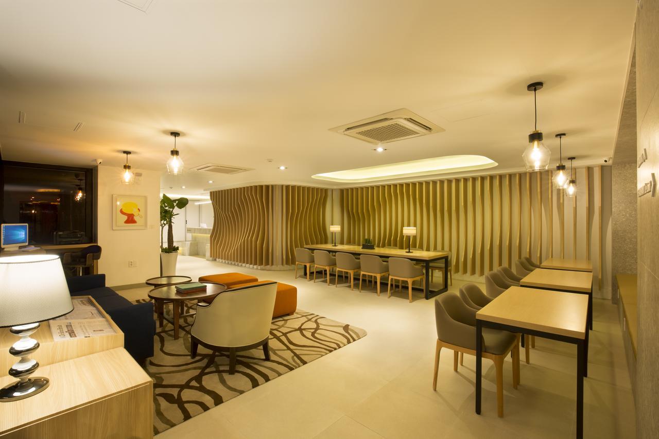 Hotel Foret Premier Haeundae Busan Bagian luar foto