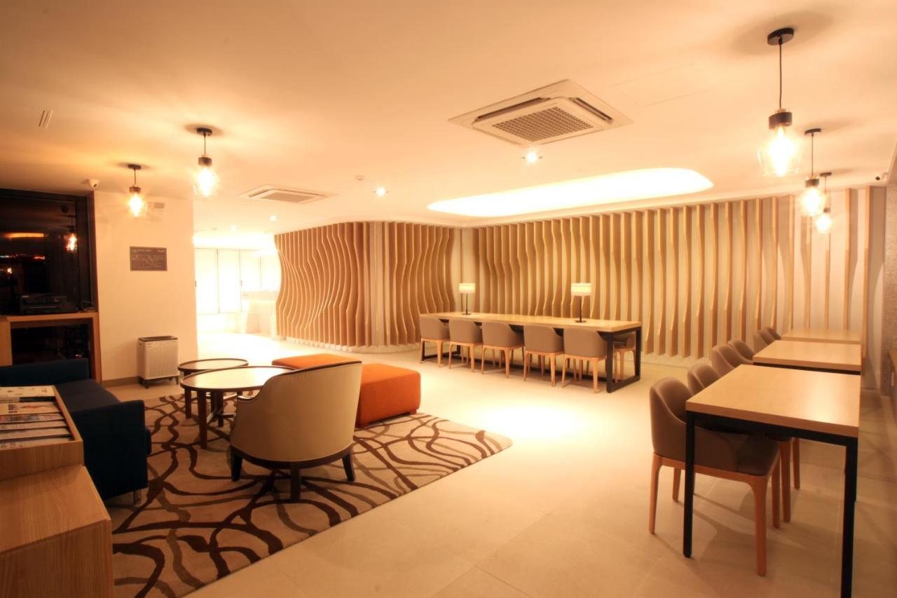 Hotel Foret Premier Haeundae Busan Bagian luar foto